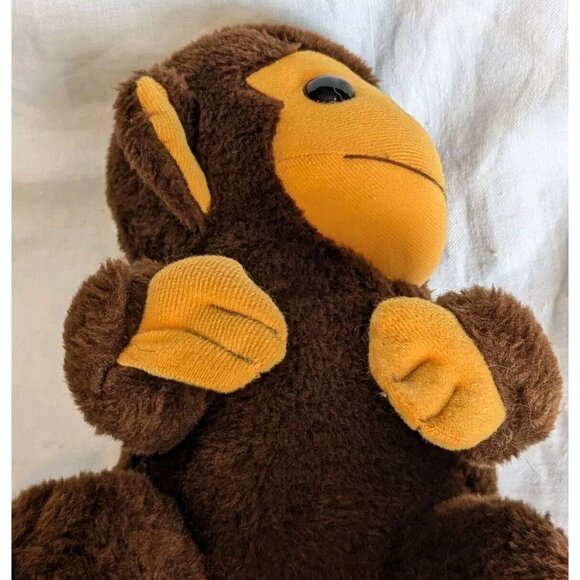 Elka Toys Plush Monkey New York  Stuffed Animal Clasp Hands Old Sad Lonely Vtg - Picture 9 of 16